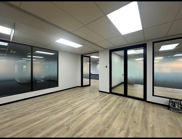 230M² OFFICE TO LET IN SANDTON CENTRAL